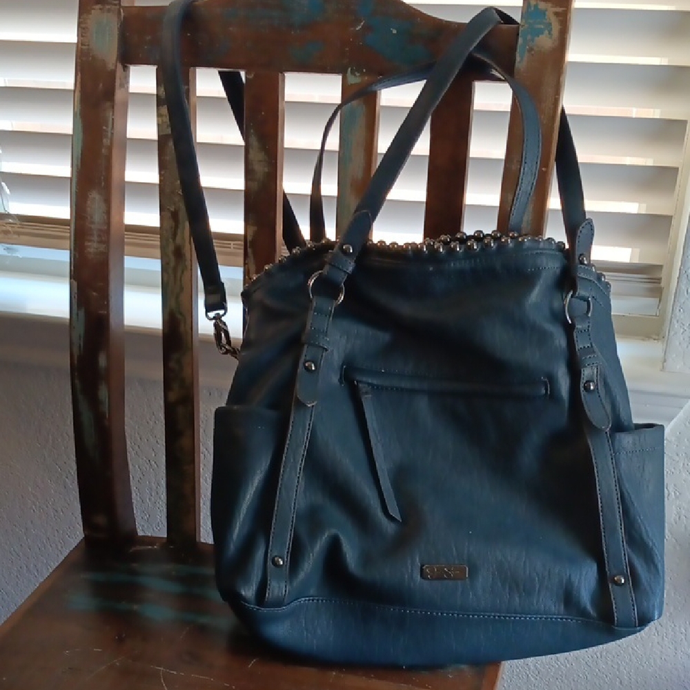 Jessica Simpson faux leather bucket hobo purse bag